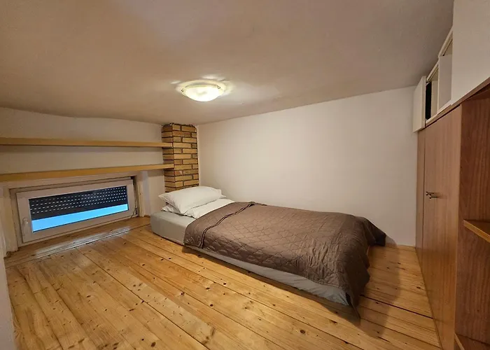The Greenest Vintage Lodging